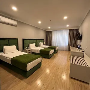Hotel Grand, Baku